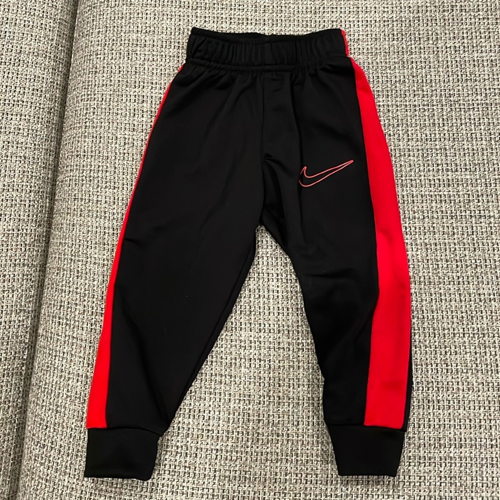 2T Nike pants
